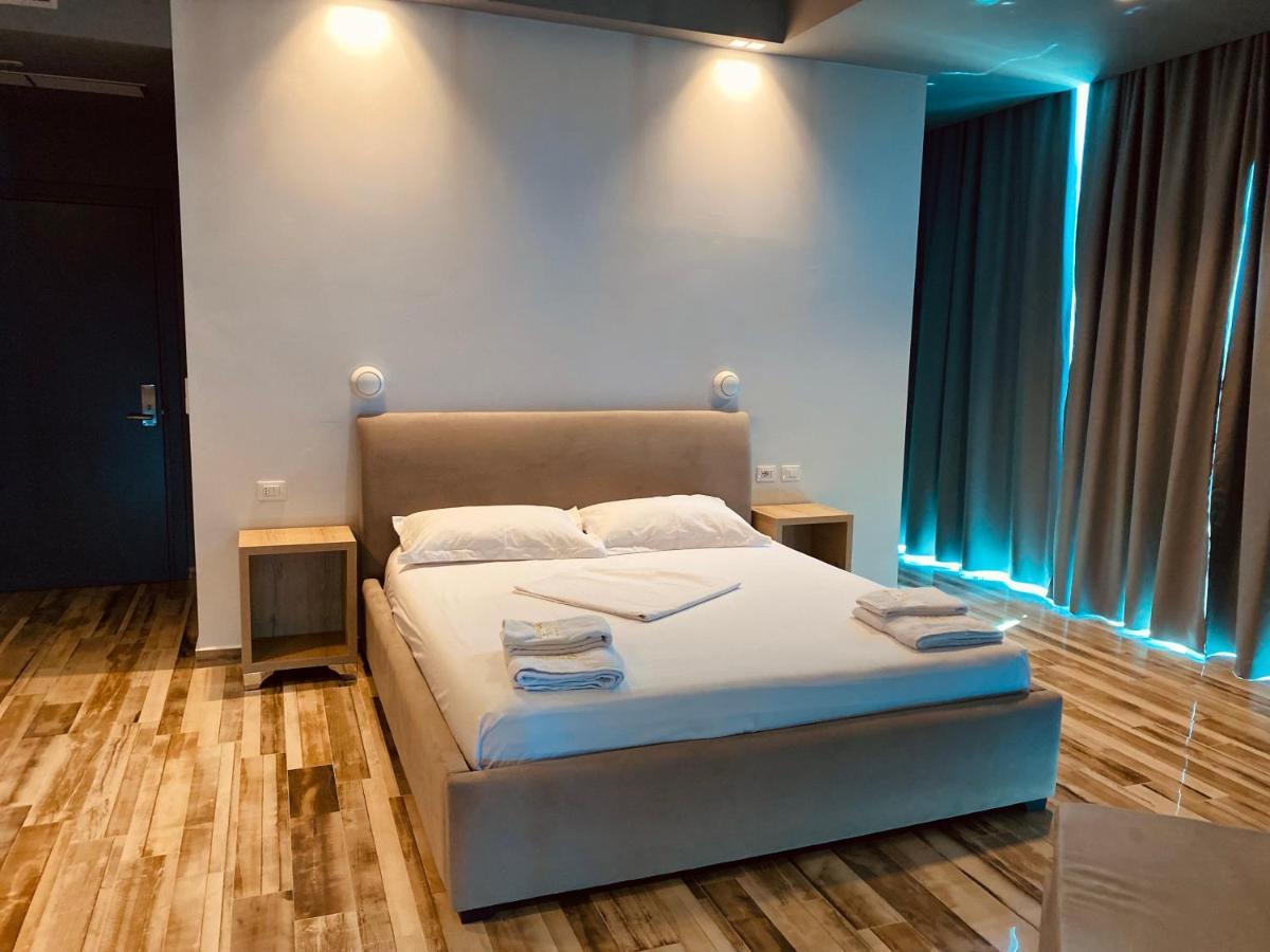 Montecarlo Lungomare Vlorë Extérieur photo
